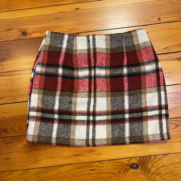 plaid mini skirt - Picture 3 of 3